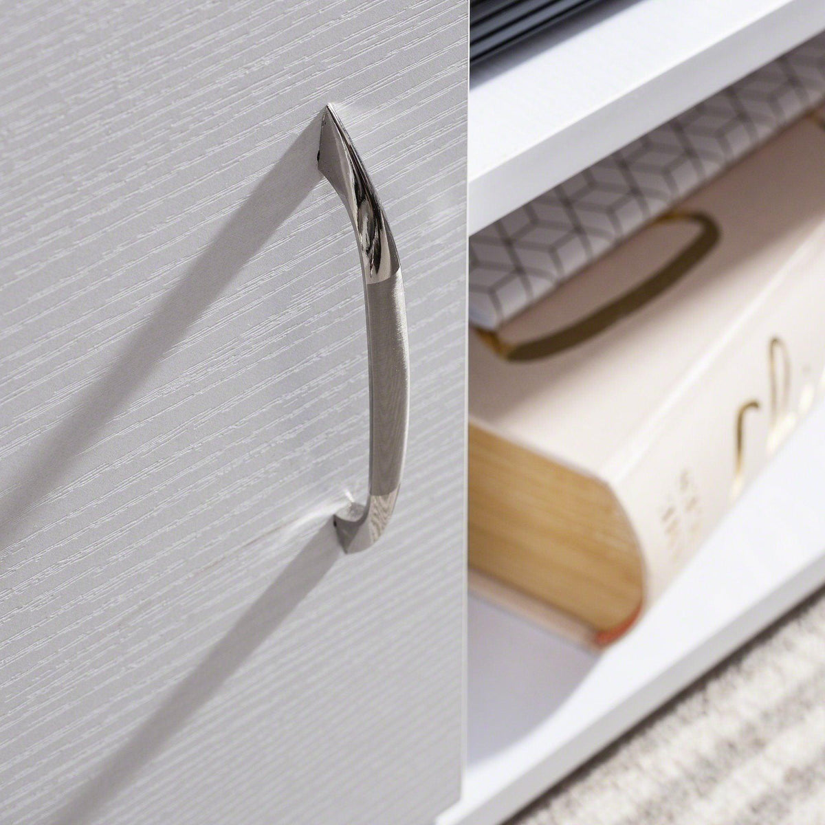 OUTLET - Essie White TV Unit