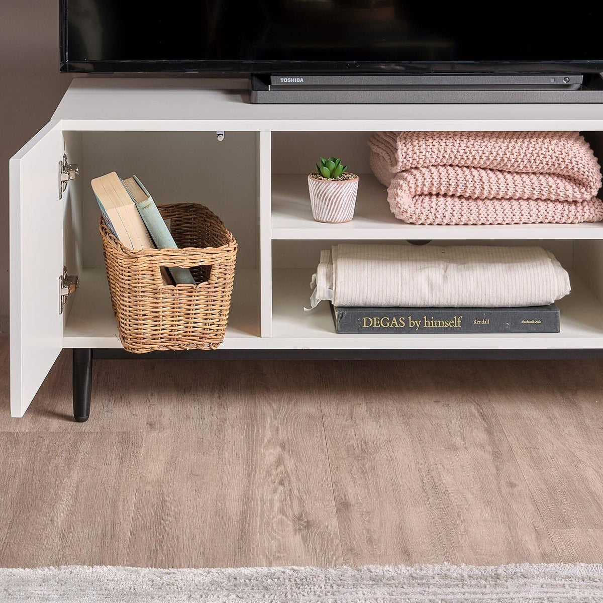 OUTLET - Jack White TV Unit