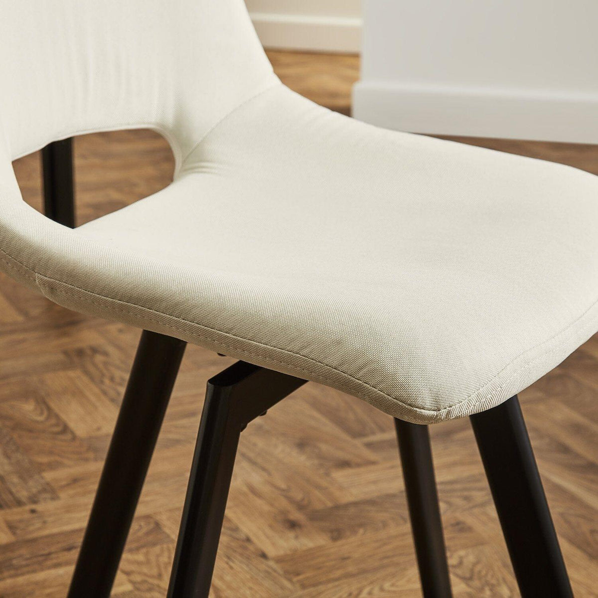 OUTLET - Margot Cream Office Chair - Black Legs