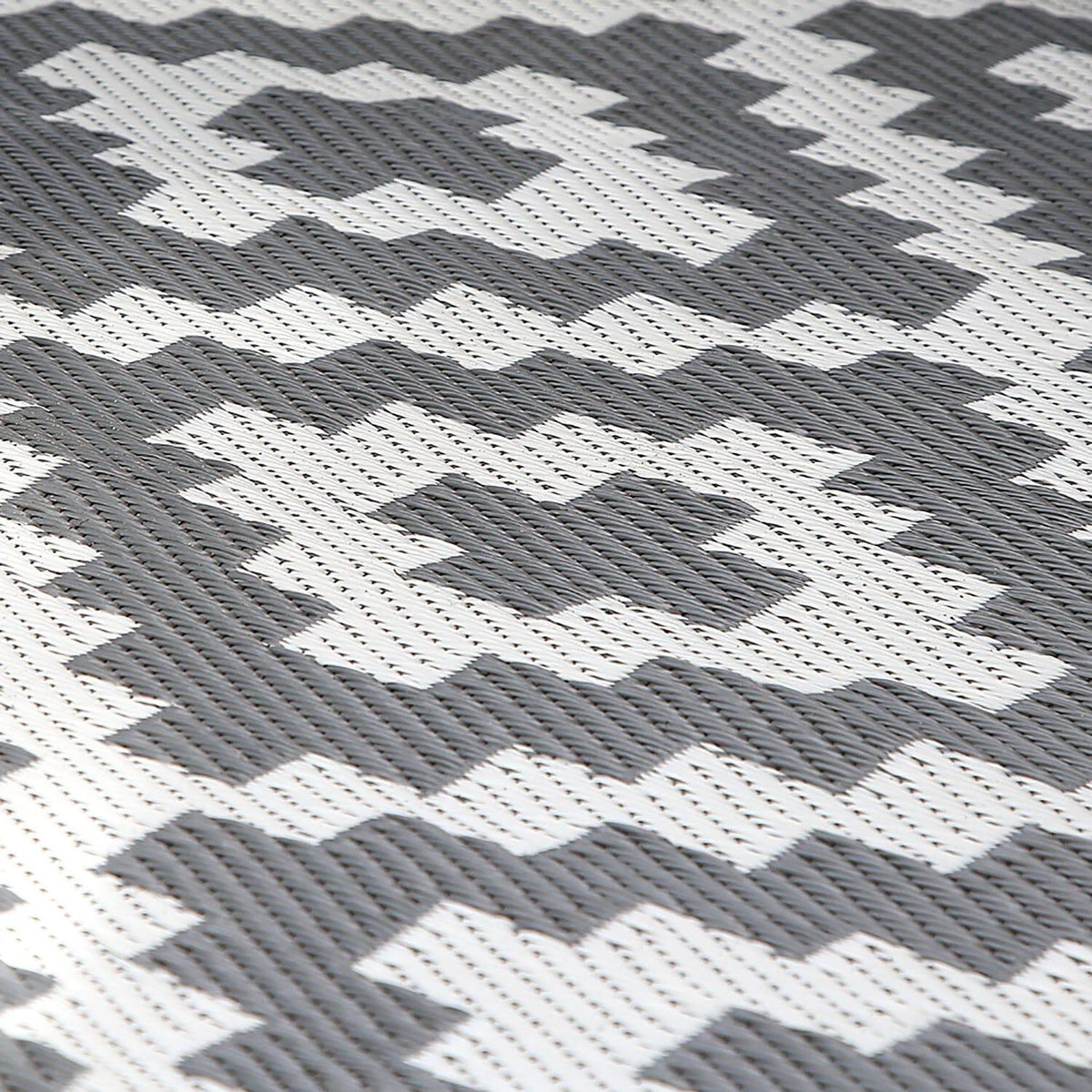 OUTLET - Reversible Outdoor Rug - 160cm x 230cm - Geometric Print