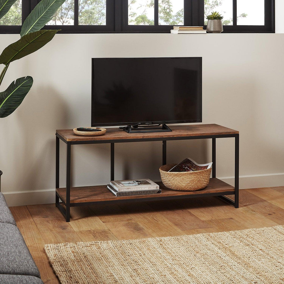 OUTLET - Sheffield Industrial TV Stand - Wood Effect & Metal Frame