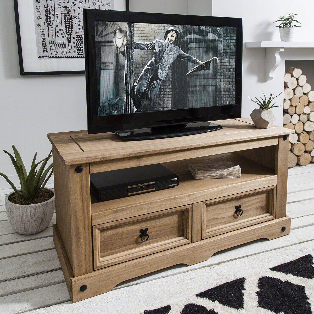 Outlet - Solid Wood TV Unit - Pine