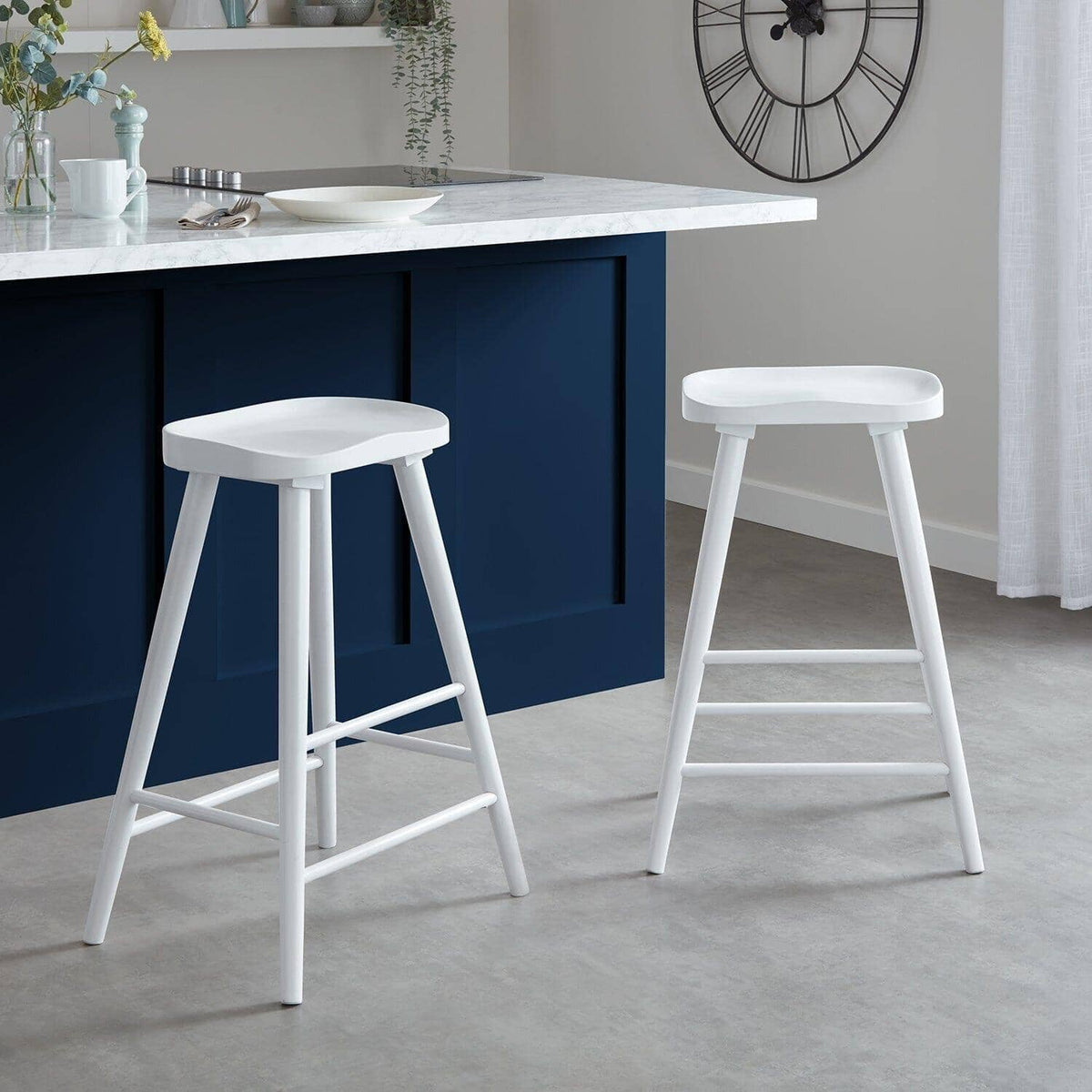OUTLET - Silvester White Bar Stool