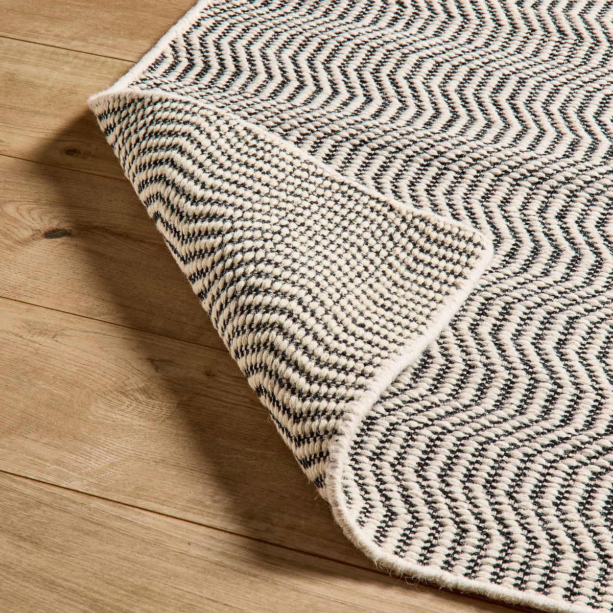 Alverton Clay & Black Geometric Wool with Cotton Rug - 160 x 230cm