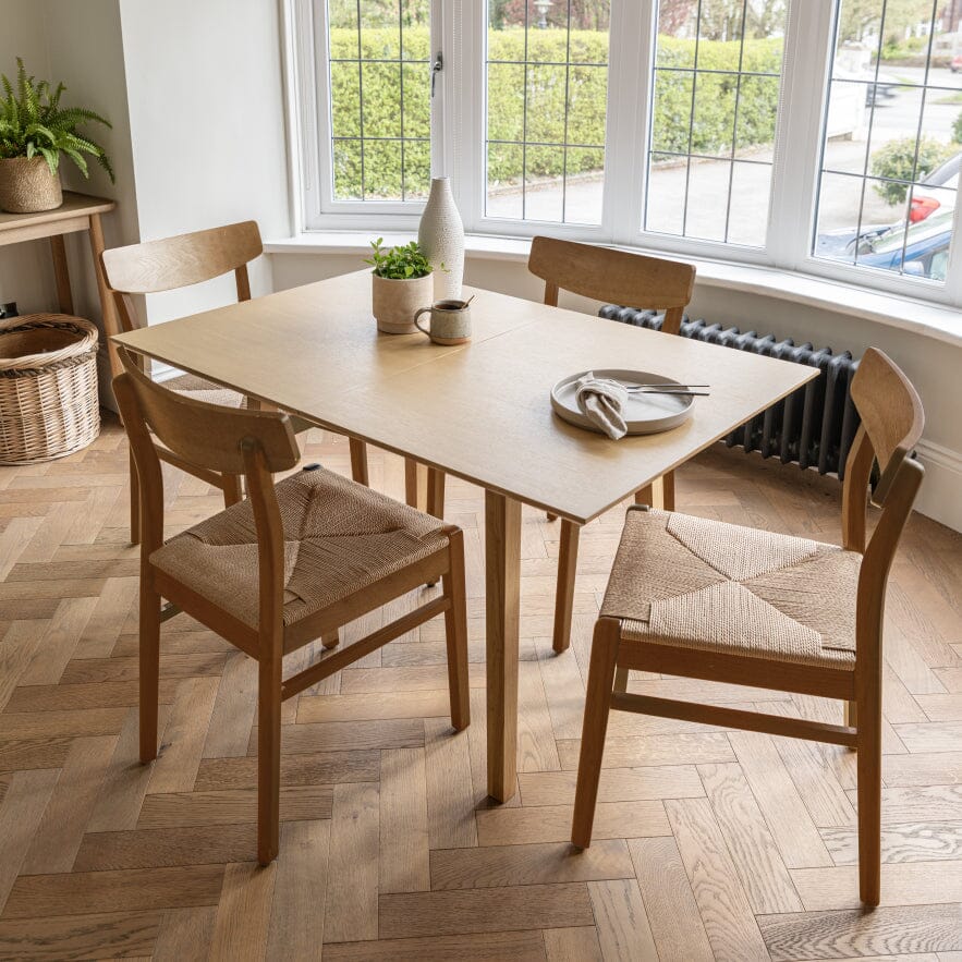Charlie Oak Dining Table Set  - Extendable - 4 Seater - Faye Woven Oak Dining Chairs