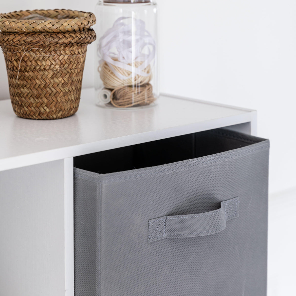 Cara 8 Cube Storage Unit in Chalk White & 4 Grey Handled Box Drawers