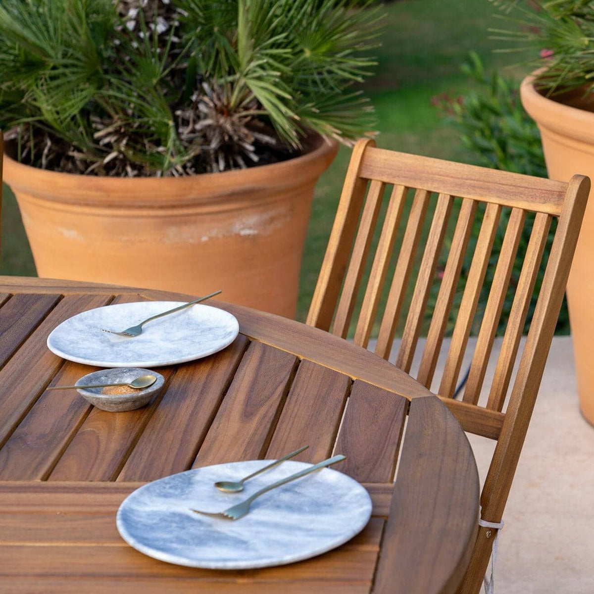 Ashby 8 Seater Wooden Round Garden Dining Set with Arms - 160cm