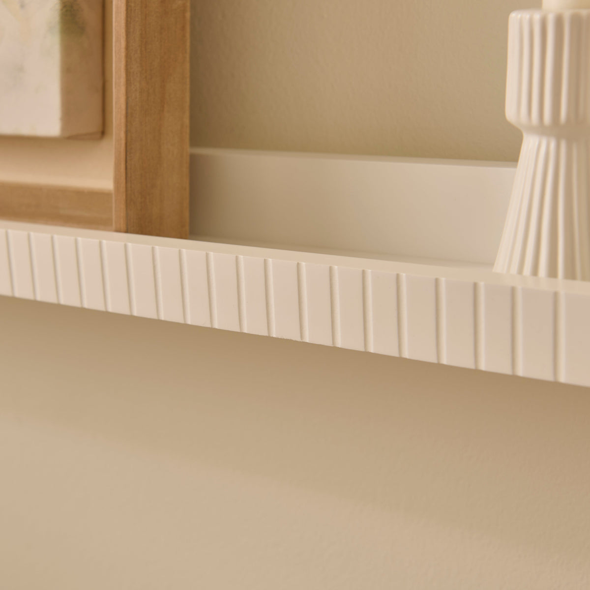 Alba 150cm Picture Ledge - White