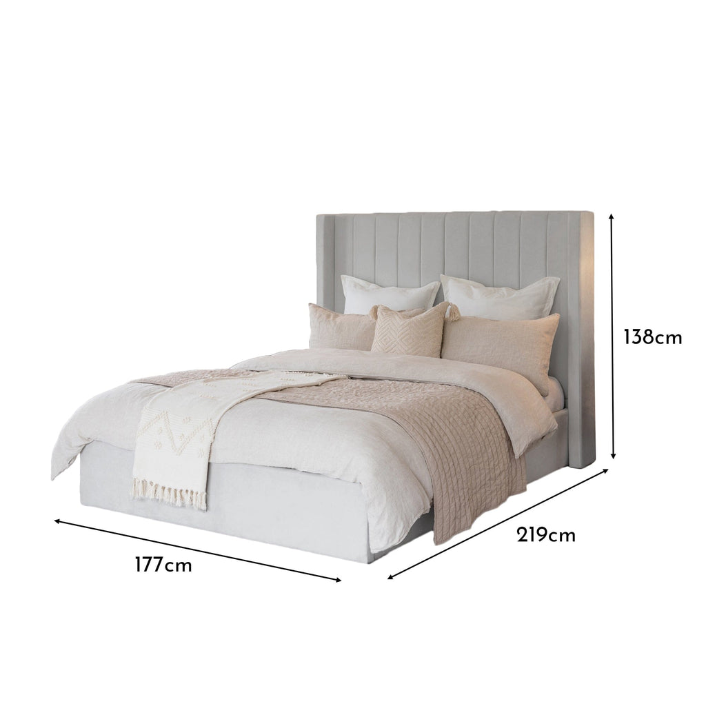 OUTLET -