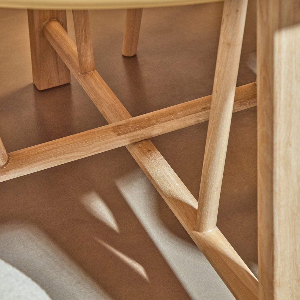 Carter Whitewash Round Dining Table with 4 Freya Boucle Dining Chairs with Whitewash Legs