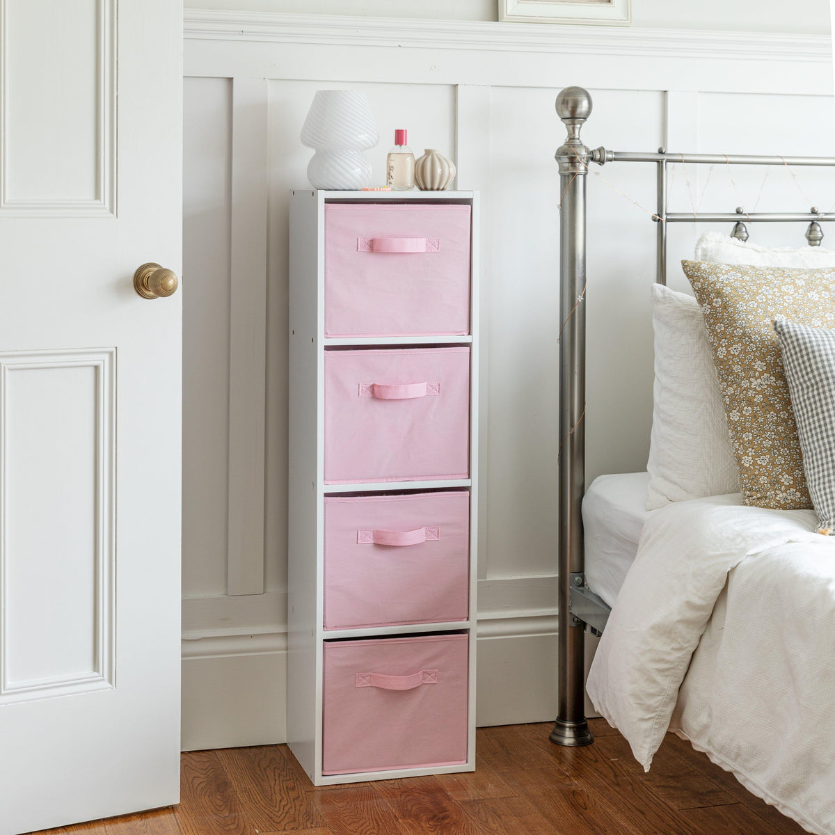Cara 4 Tier Storage Unit / Chalk White Bookcase with Pink Boxes