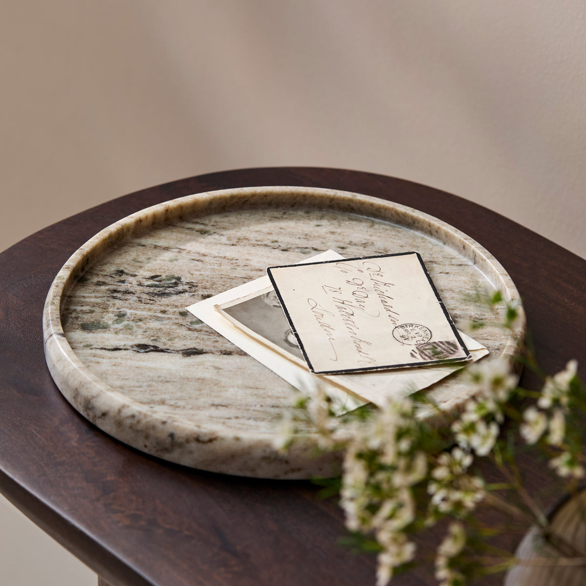 Tiree 26cm Round Tray - Beige Marble