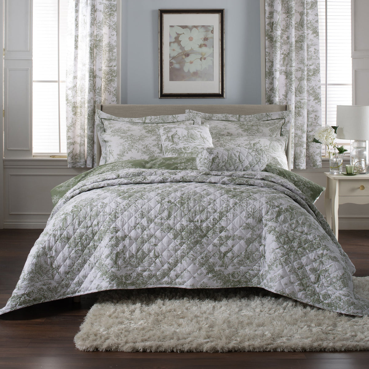 Toile de Jouy Bedspread