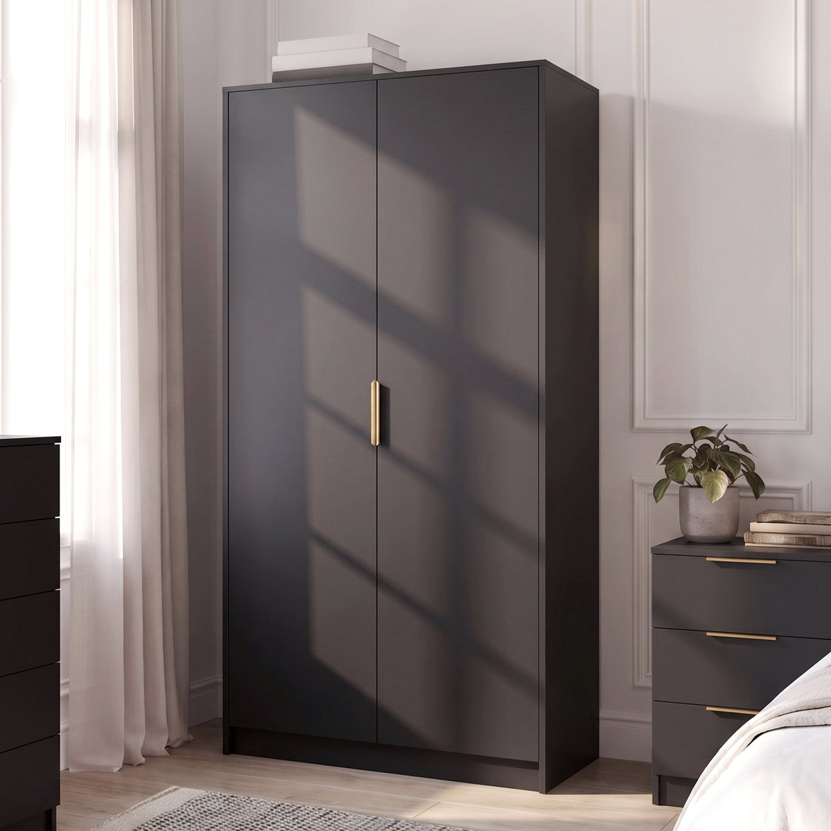 Essie 4 Piece Bedroom Set - 5 Chest of Drawers - Pitch Black