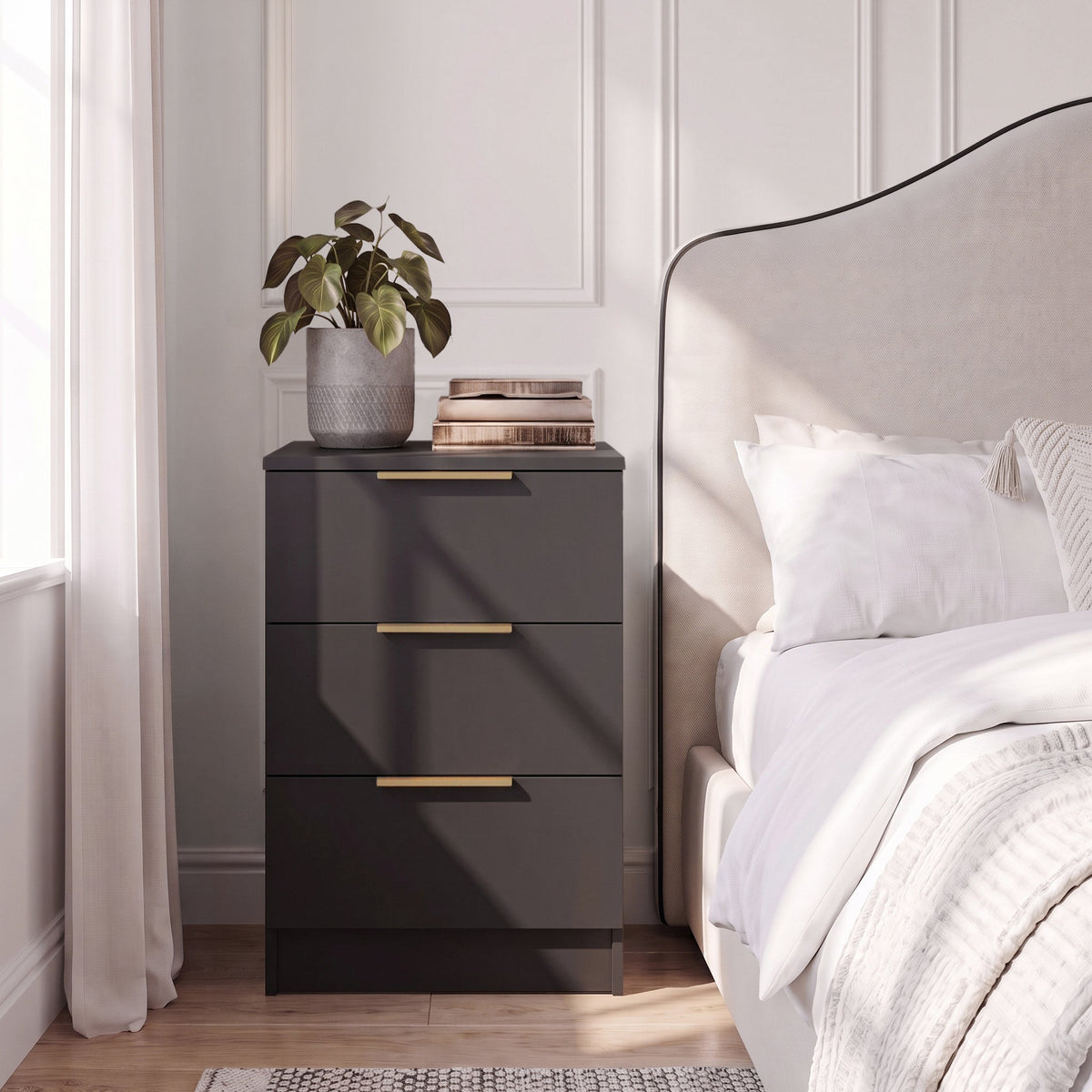 Essie Wardrobe & Drawers Bedroom Set - Pitch Black