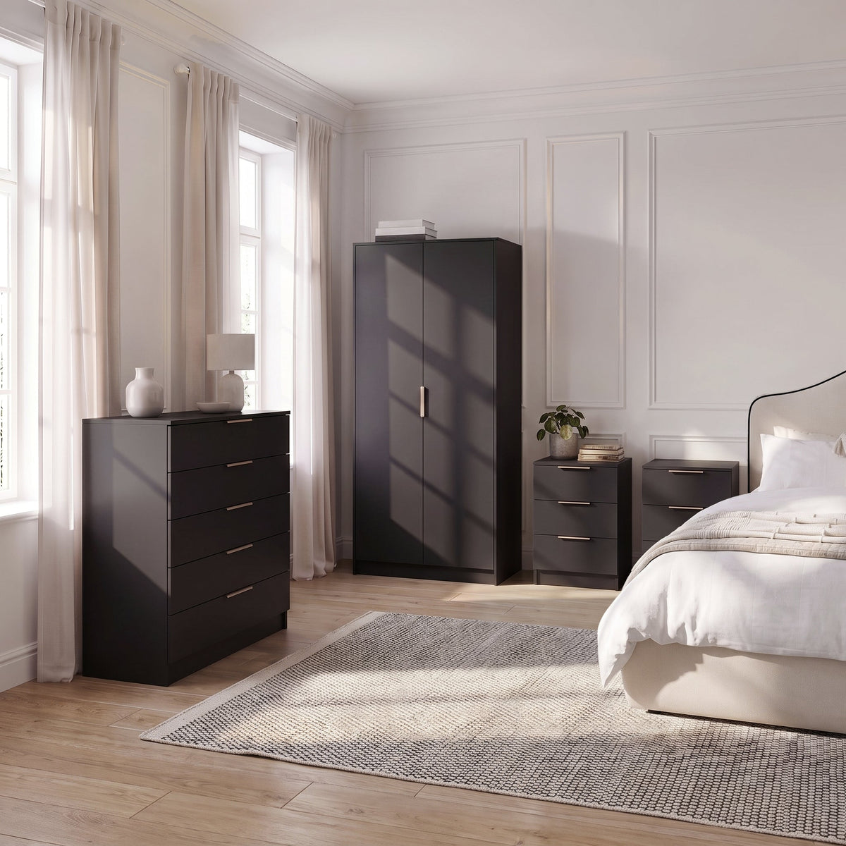 Essie 4 Piece Bedroom Set - 5 Chest of Drawers - Pitch Black