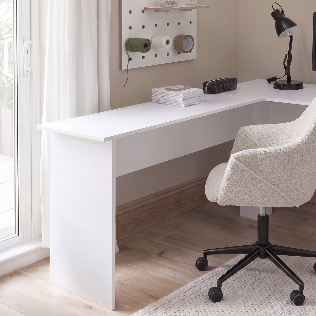 Essie Corner Desk - L-Shaped - White