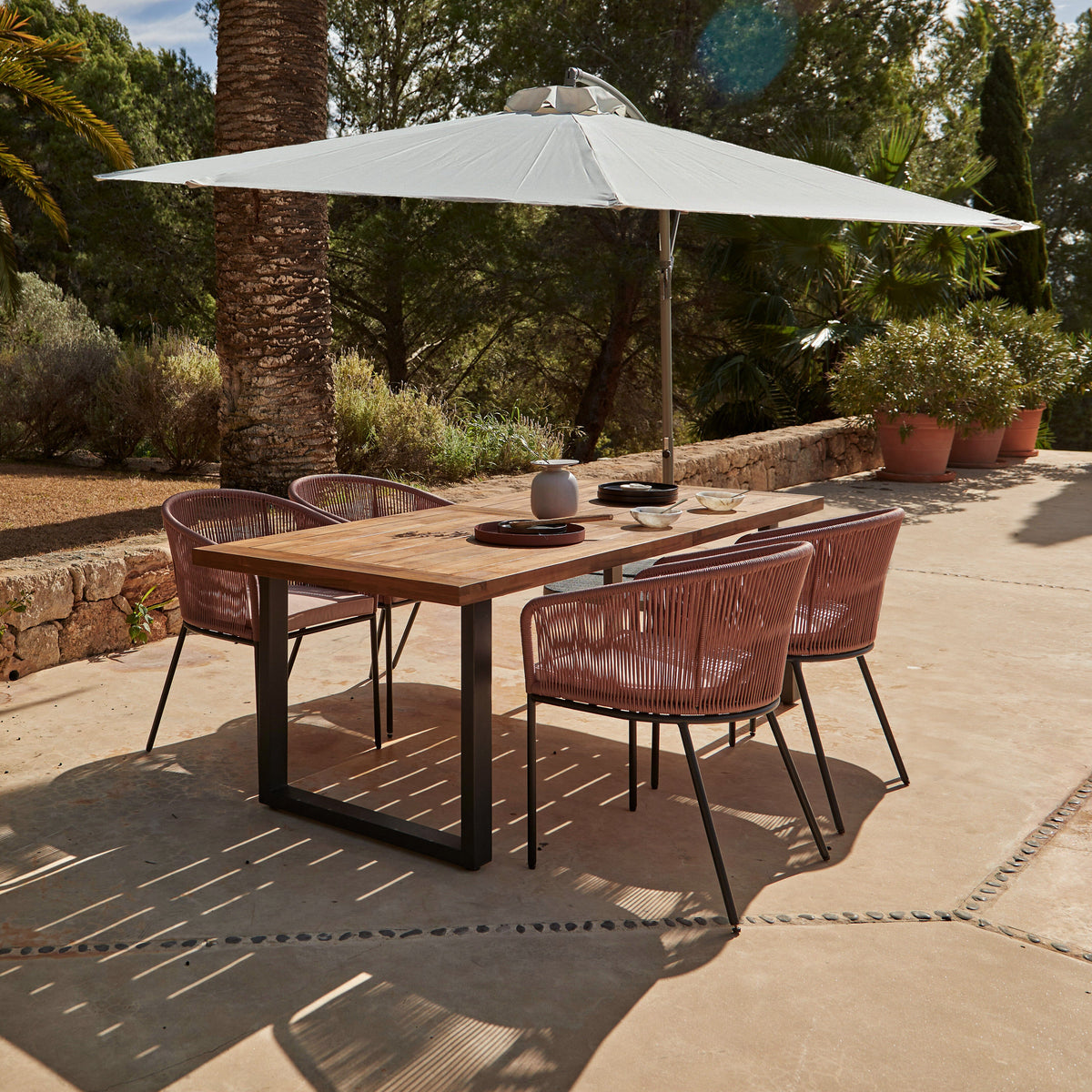 Hali 4 Seater Wooden Outdoor Dining Set with Hali Pink Chairs - 175cm