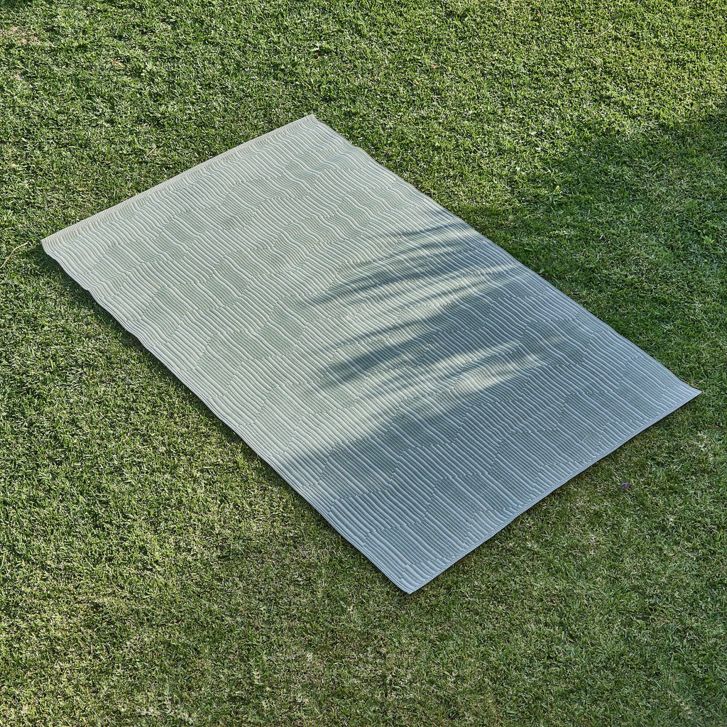 Hemsby 160 x 230cm Garden Rug - Olive