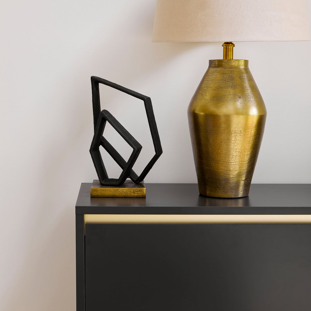 Outlet - Harbridge Metal Abstract Ornament Black - 22cm