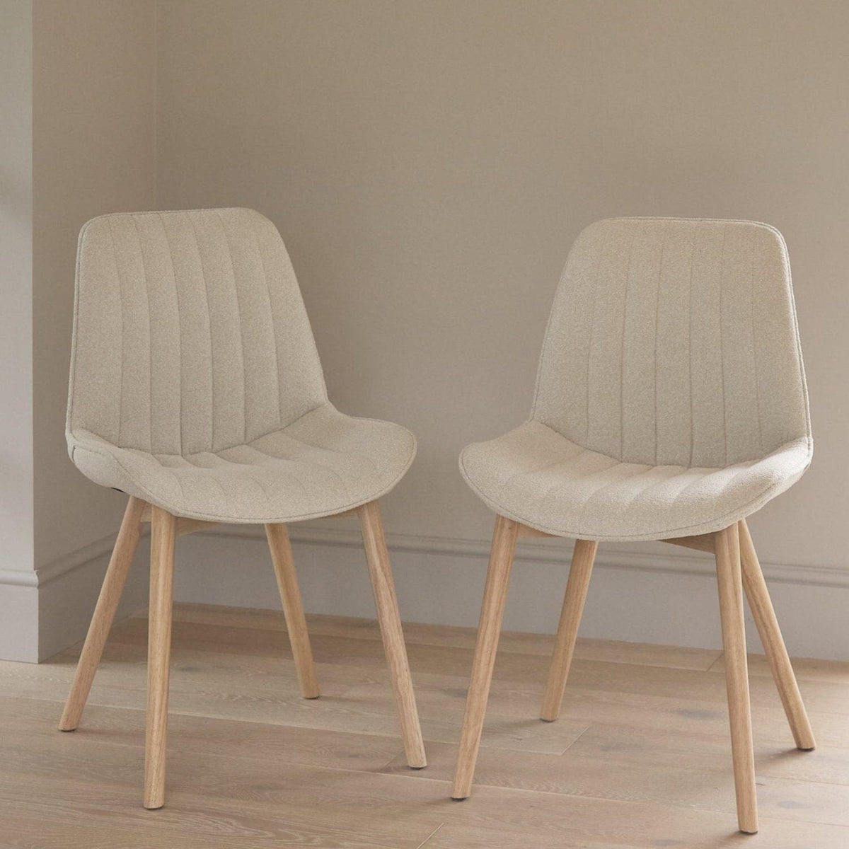Amelia Whitewash Dining Table Set - 6 Seater - Bella Light Beige Boucle Dining Chairs - Whitewash Legs