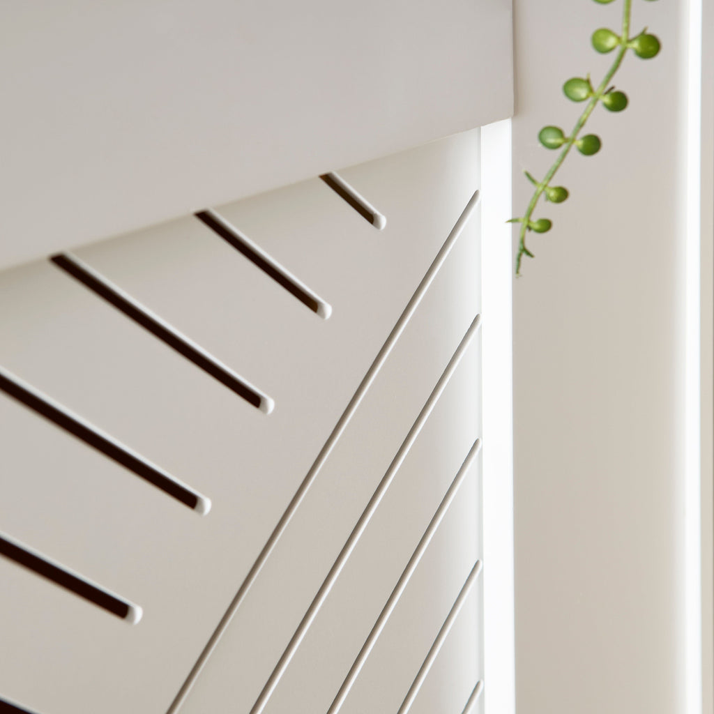 Outlet - Jack Small Radiator Cover - White