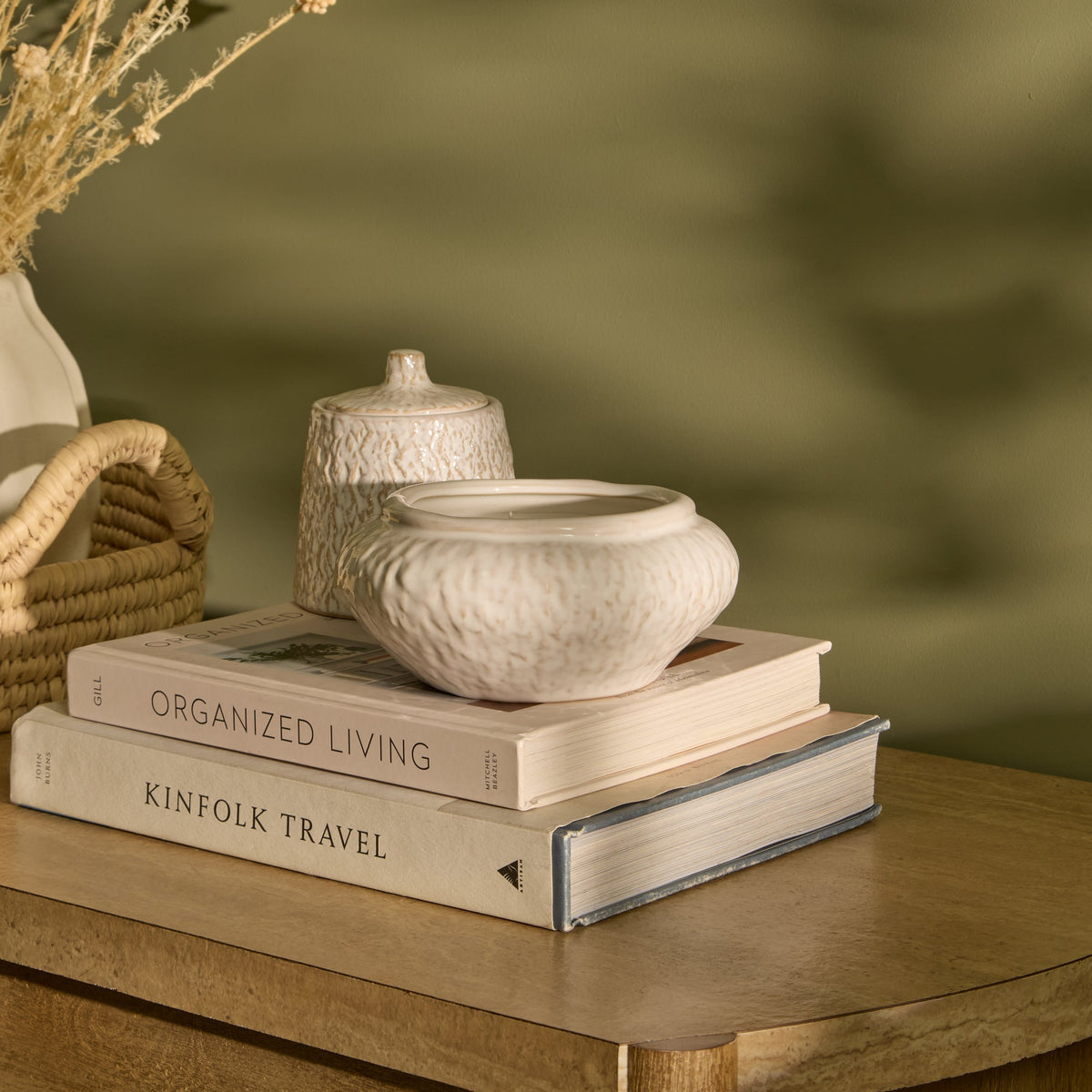 Alderney 15cm 3 Wick Ceramic Seat Salt and Bergamot Candle - Whitewash