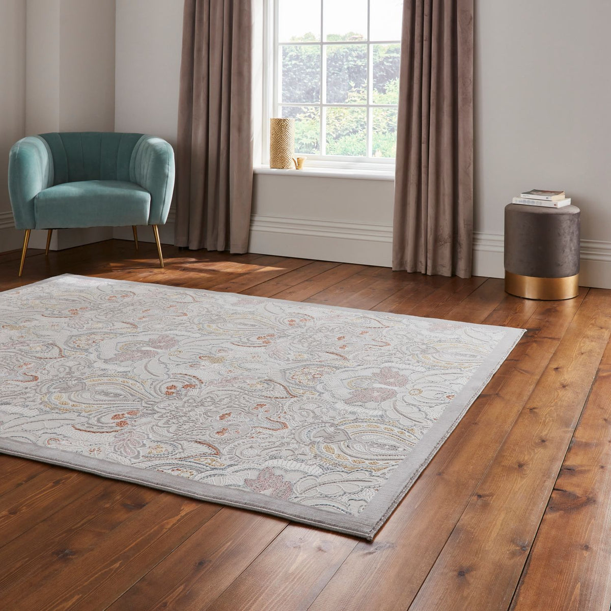 Laurence Llewelyn-Bowen Damask Rug