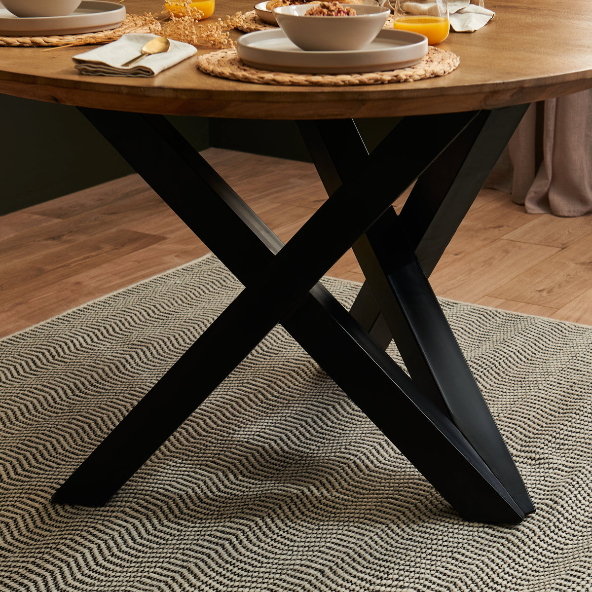 Levi Mango Wood Round Dining Table Set - 4 Seater - Dolly Boucle Dining Chairs - Black Legs