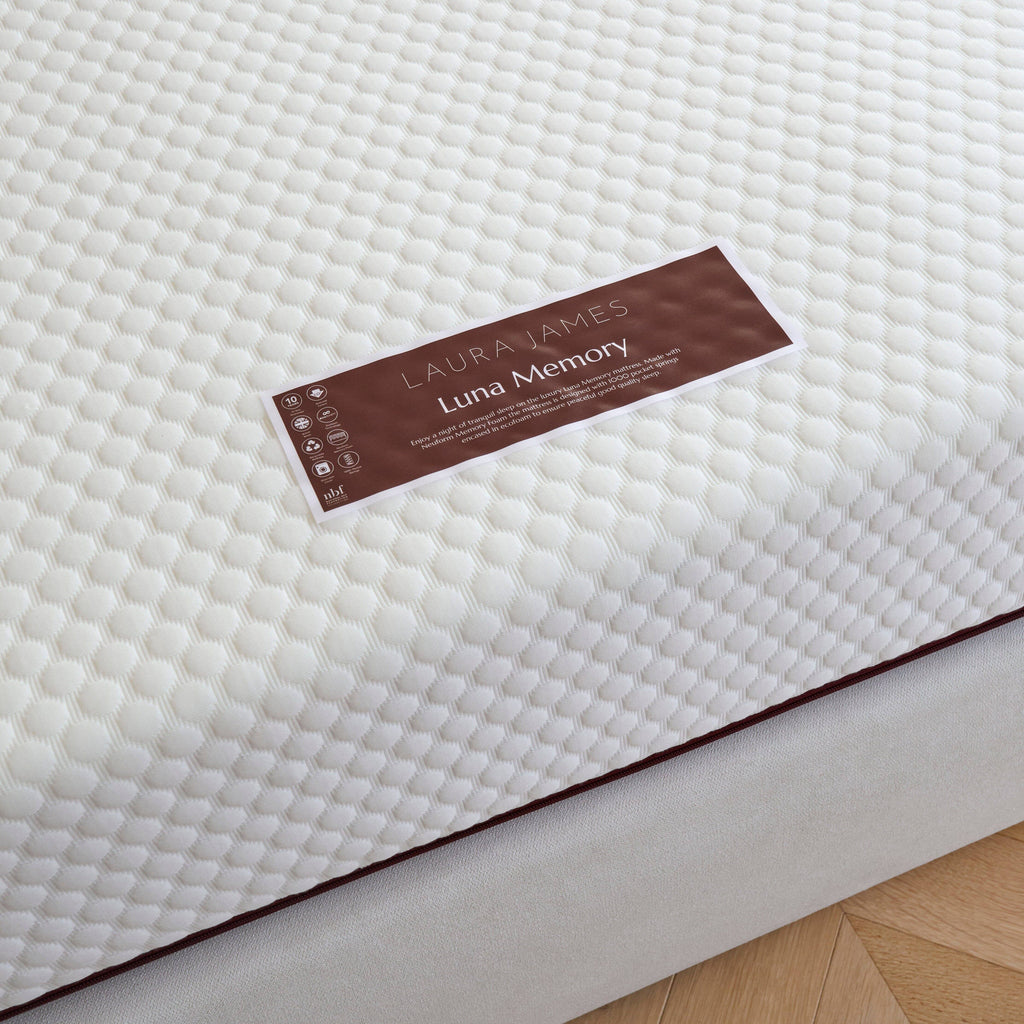 Luna Memory Foam Double Mattress - Burgundy Red Zip