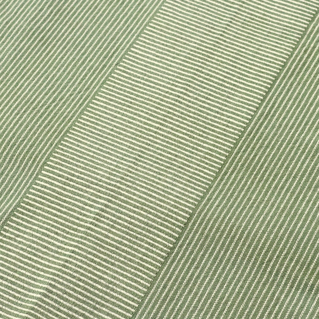 Odisha 125x150cm Green Throw