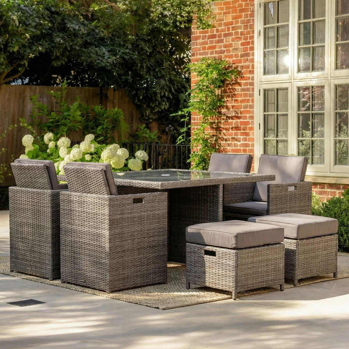 Paris 8 Seat Lux Rattan Cube Set