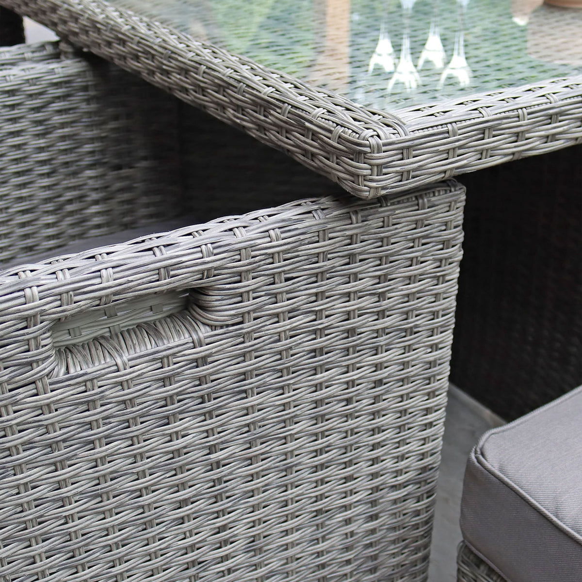 Paris 8 Seat Lux Rattan Cube Set