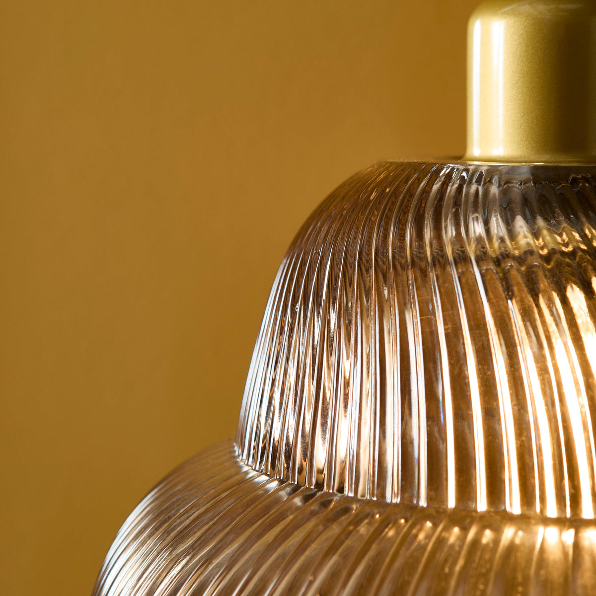 Outlet - Pimlico 22cm Glass Pendant Light - Gold