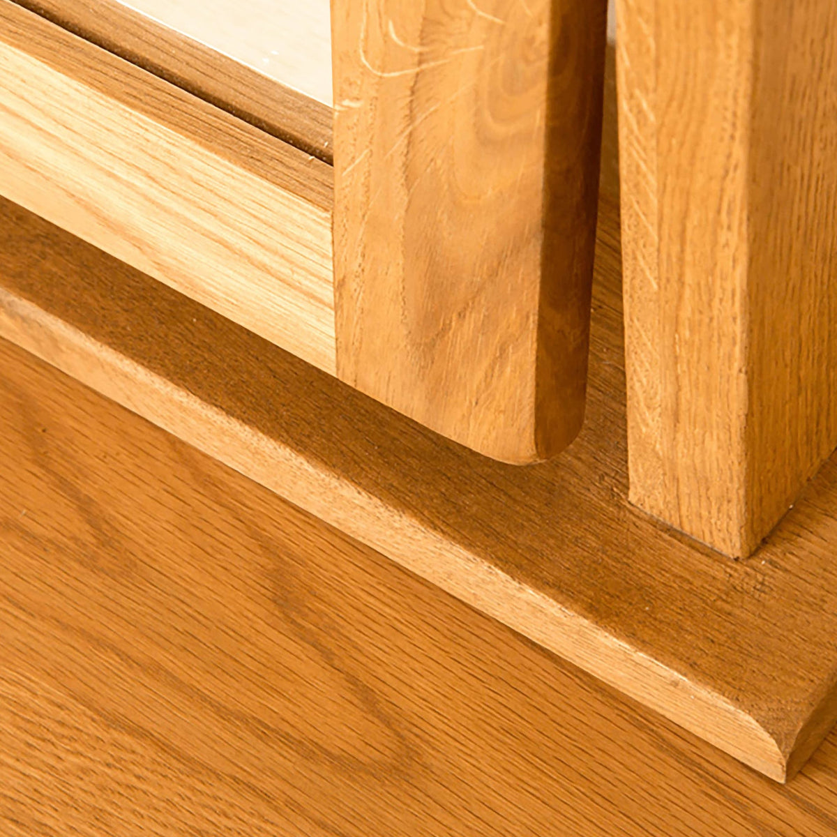Lanner Oak Dressing Table Set