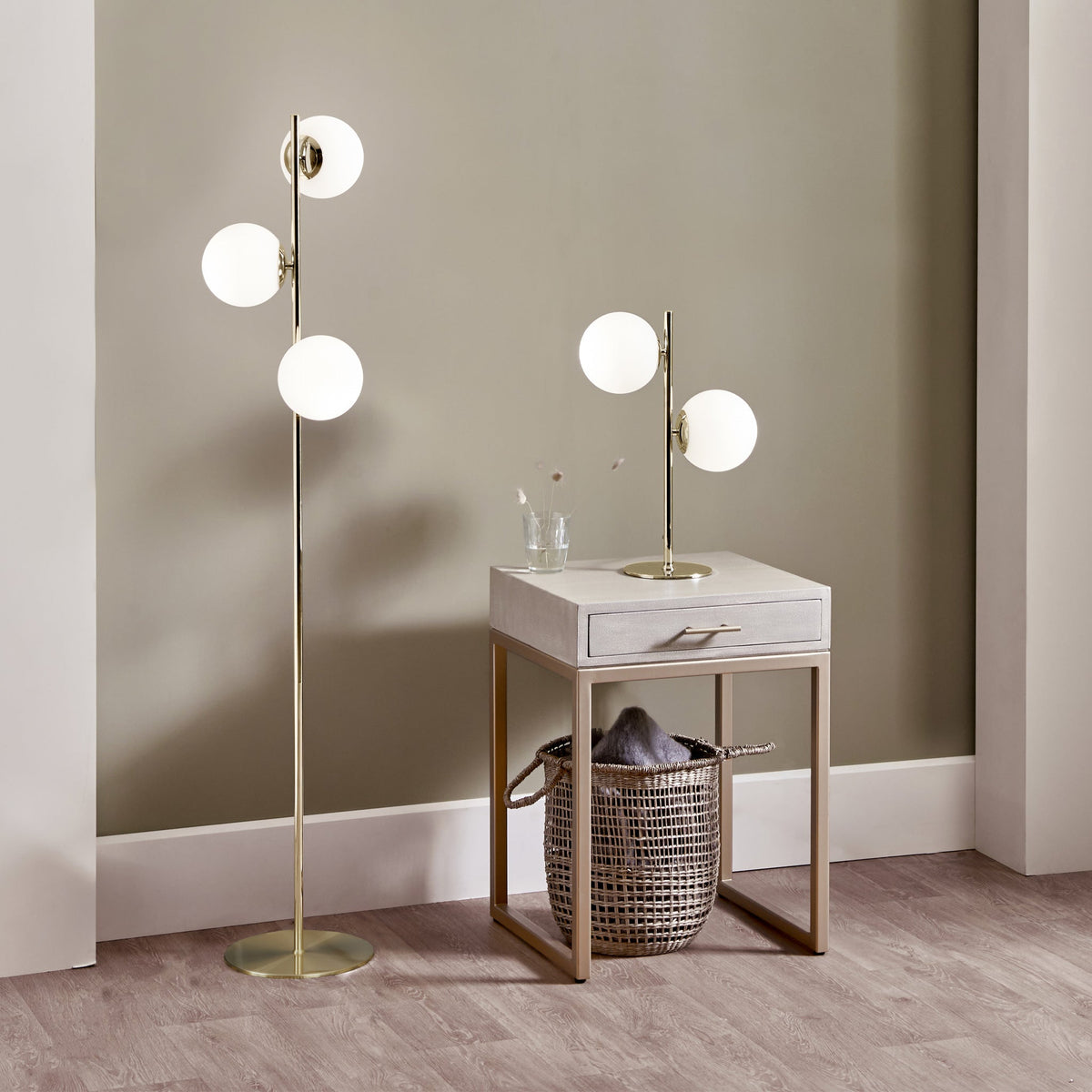 Asterope Metal Table Lamp