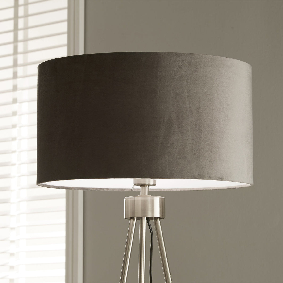 Houston Tripod Floor Lamp