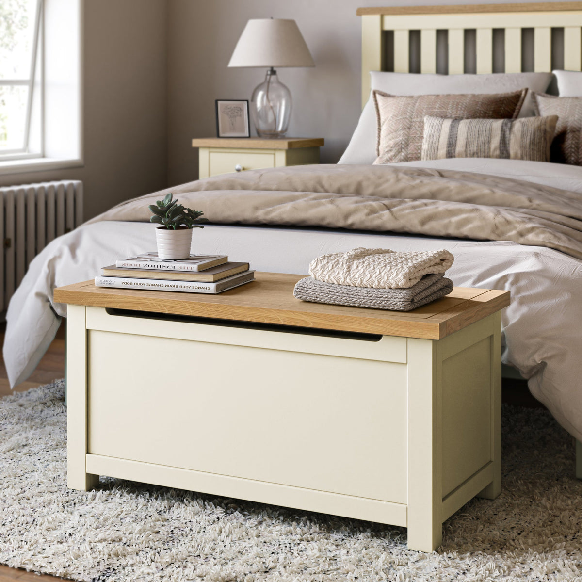 Farro Blanket Box