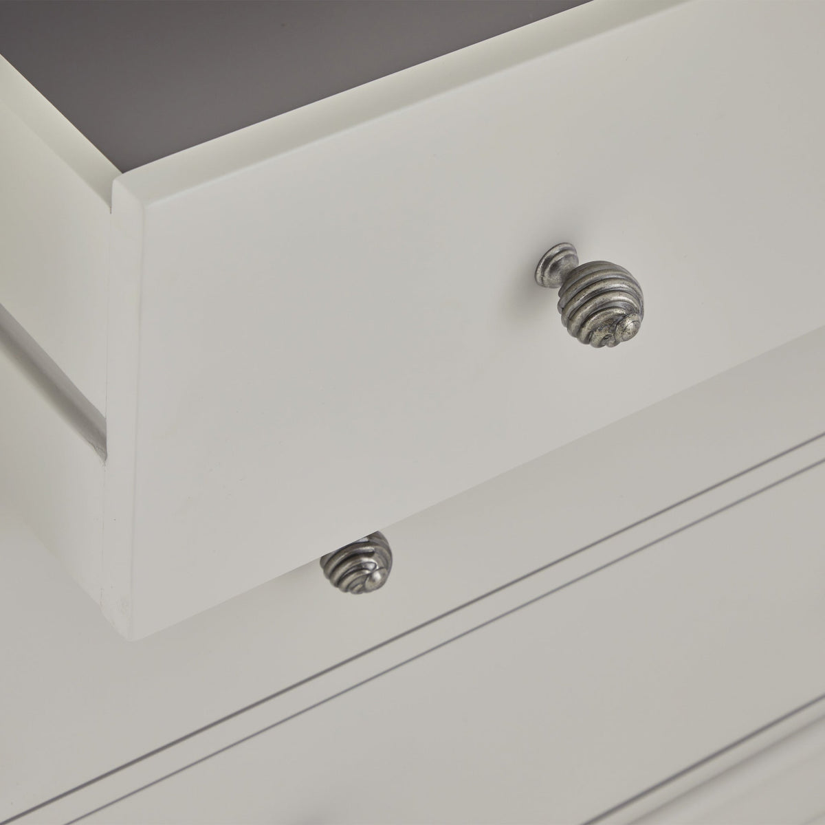 Porter 2 Over 3 Chest of Drawers