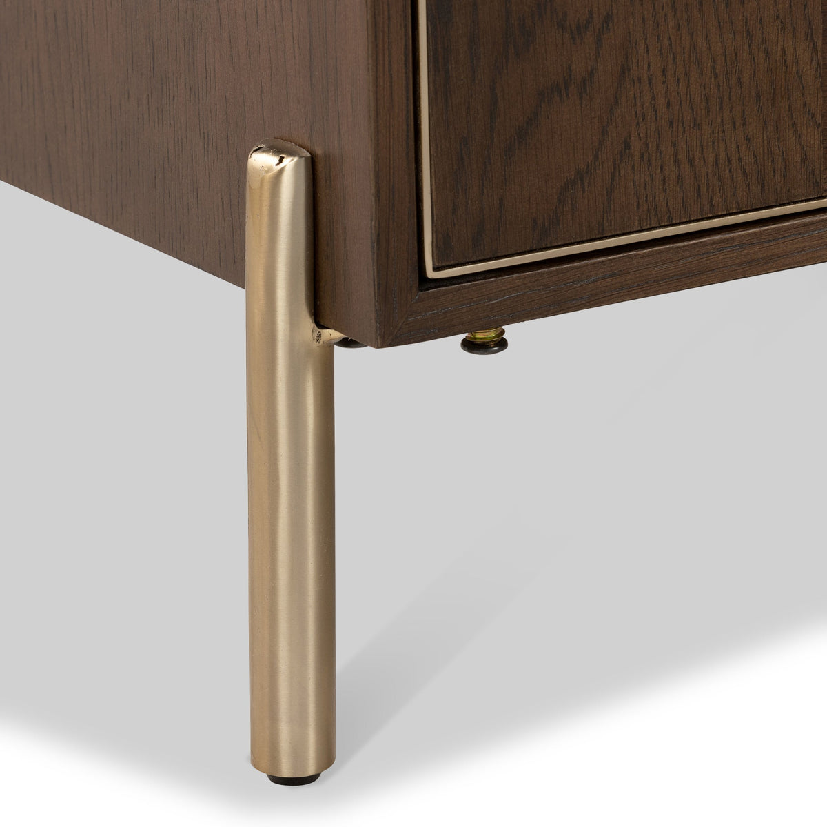 Moira Oak Large TV Unit
