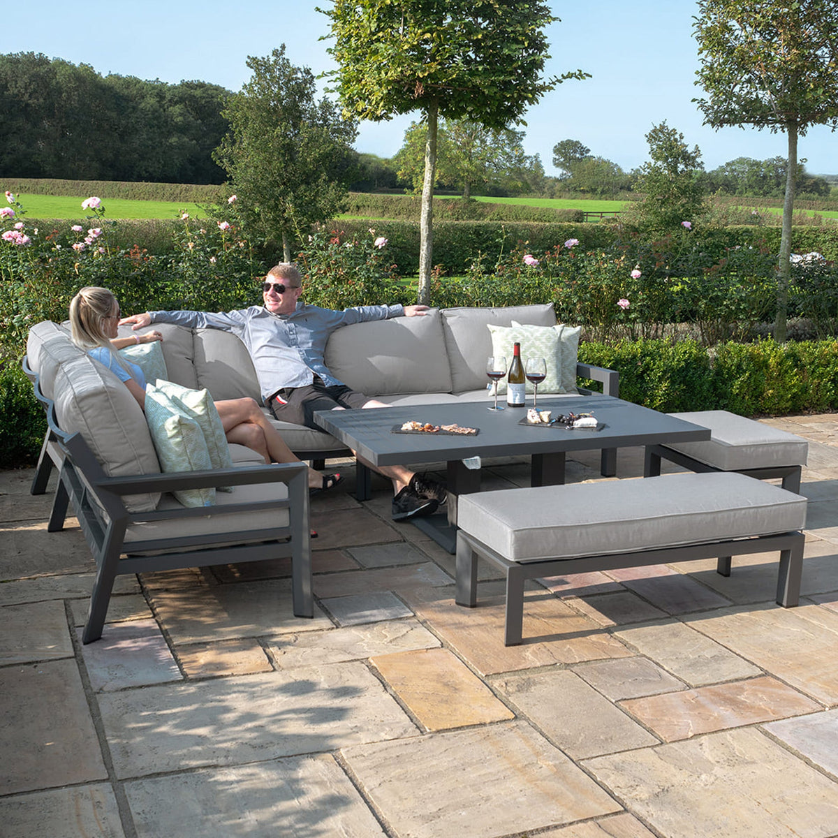 Maze New York Corner Dining Set with Rising Table