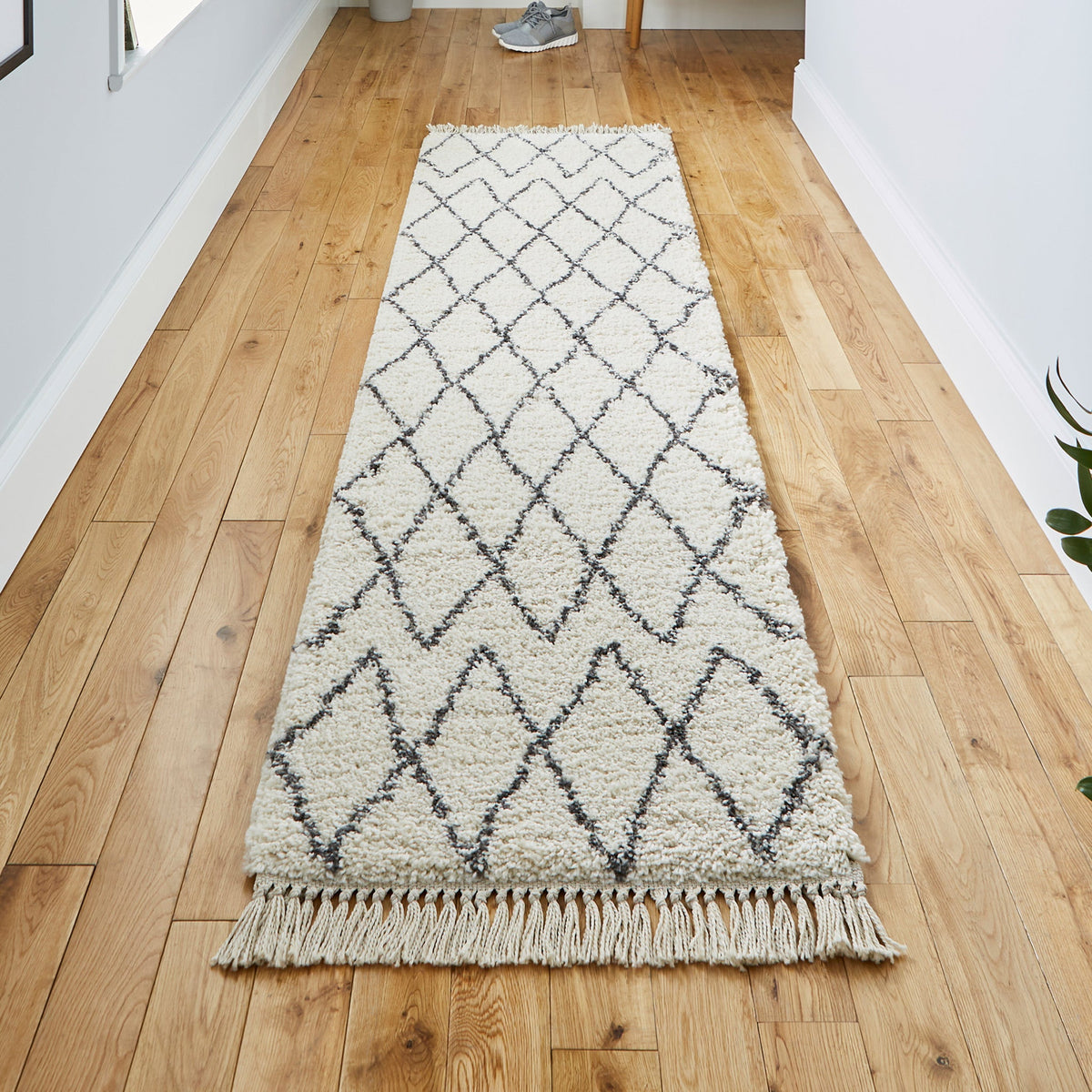 Edie Boho Diamond Shaggy Rug