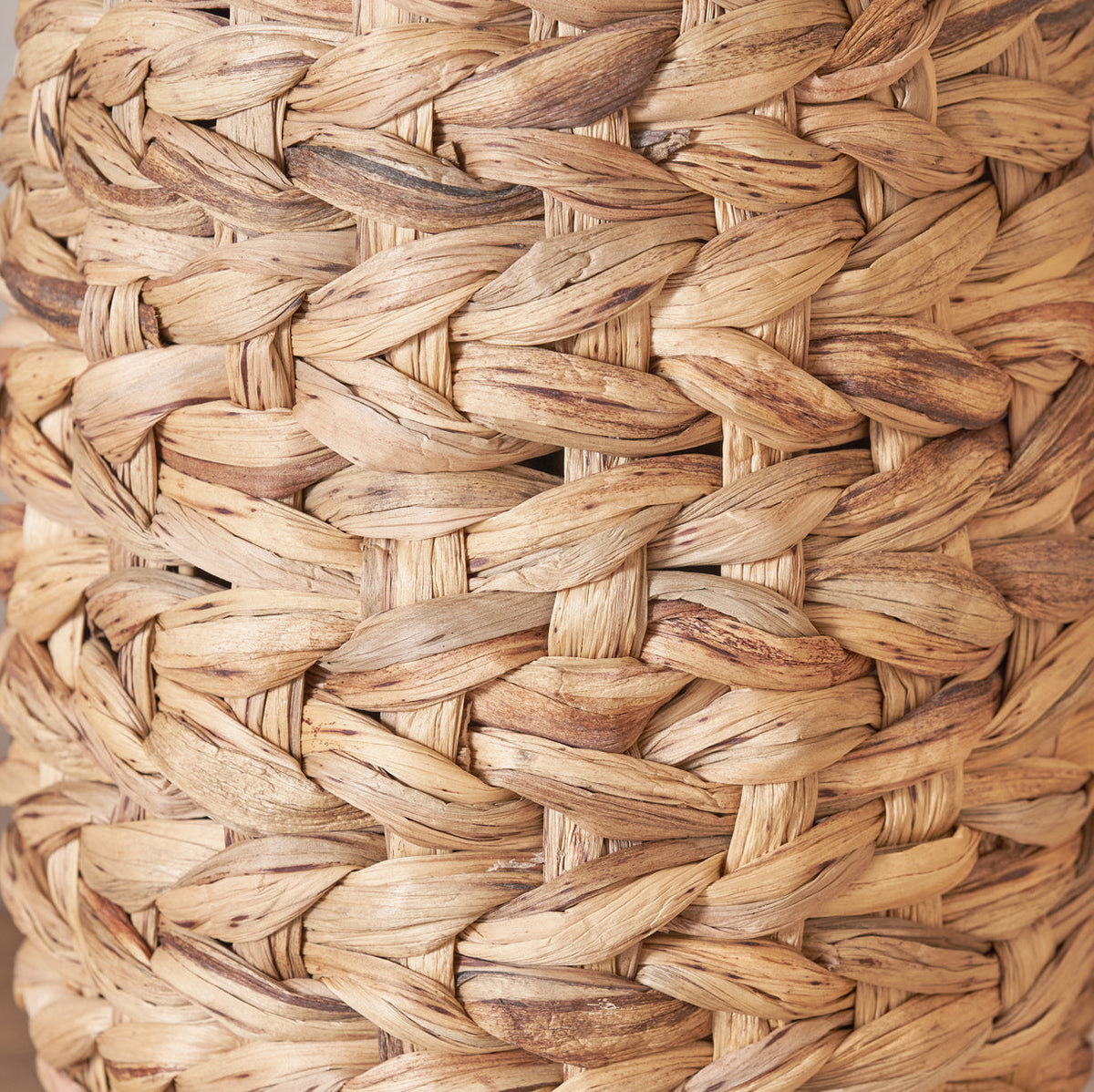 Zadi Natural Plaited Tall Water Hyacinth Table Lamp
