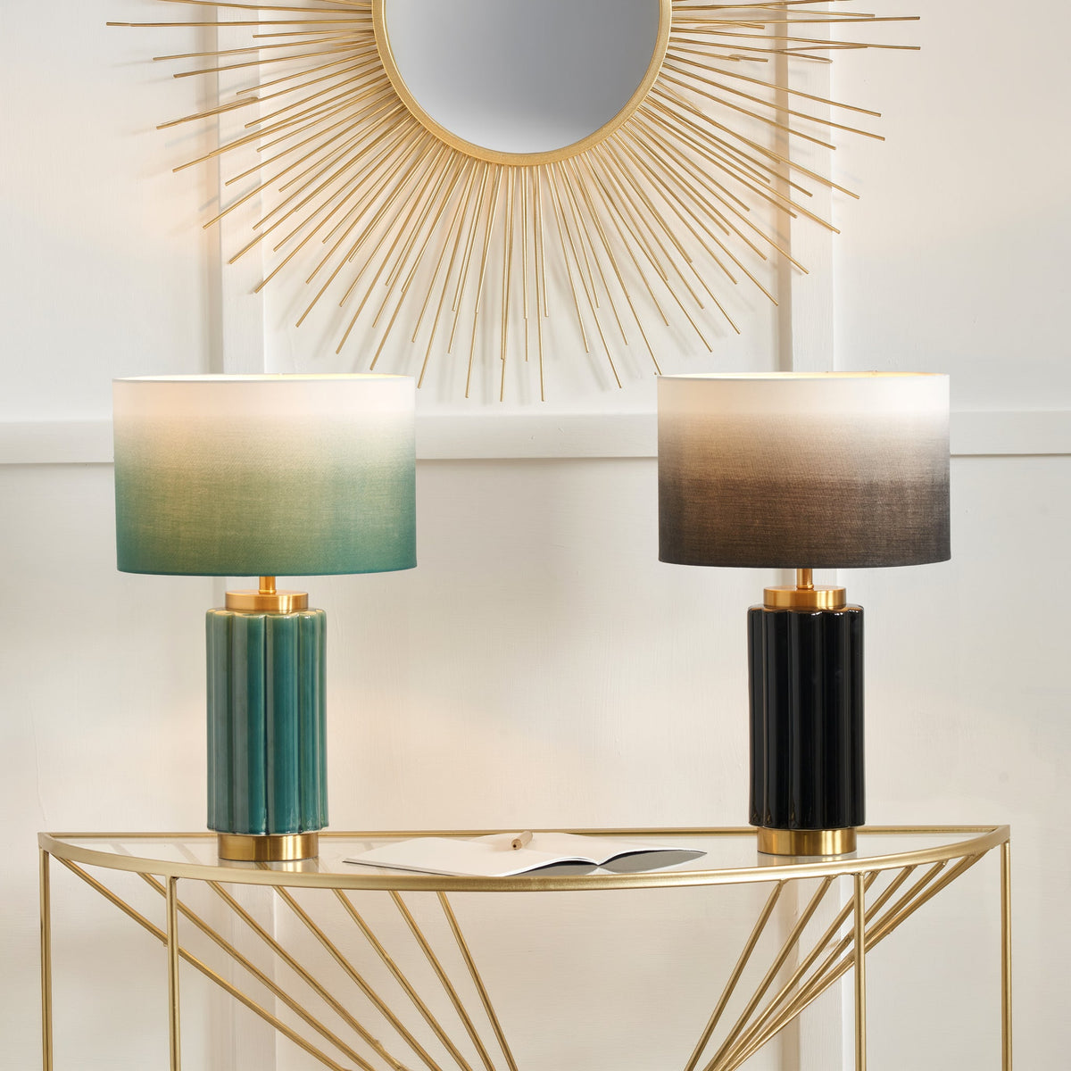 Lushan Scalloped Ceramic Table Lamp