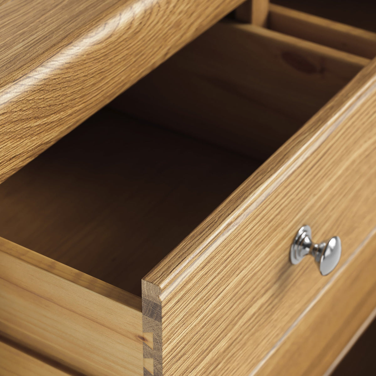 Portland Oak 2 Over 3 Drawer Chest