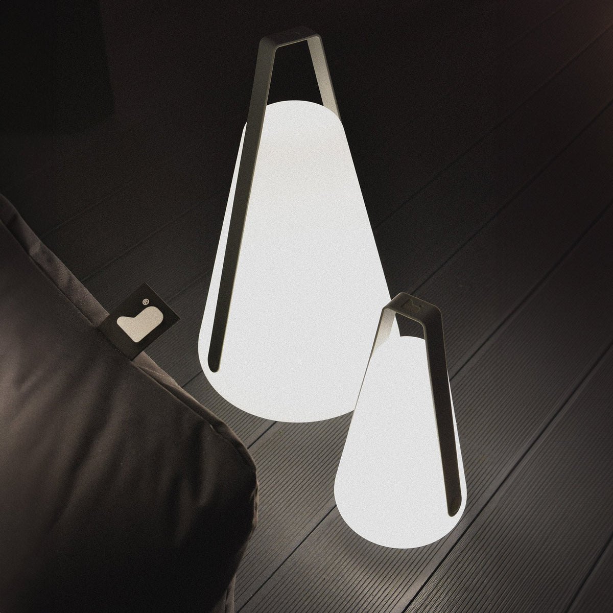 Extreme Lounging B-Bulb - Outdoor Portable Lamp