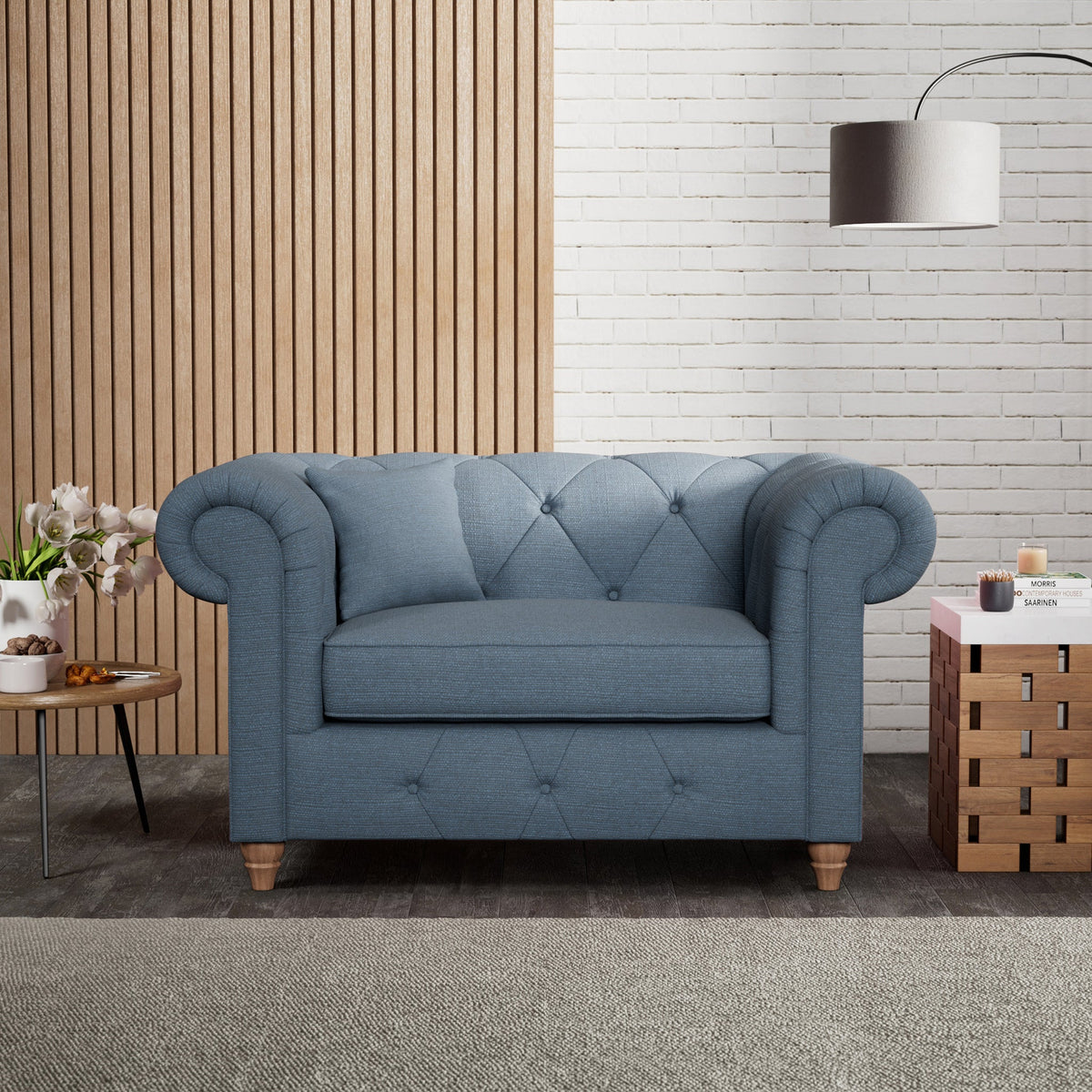 Everett Snuggler Chair
