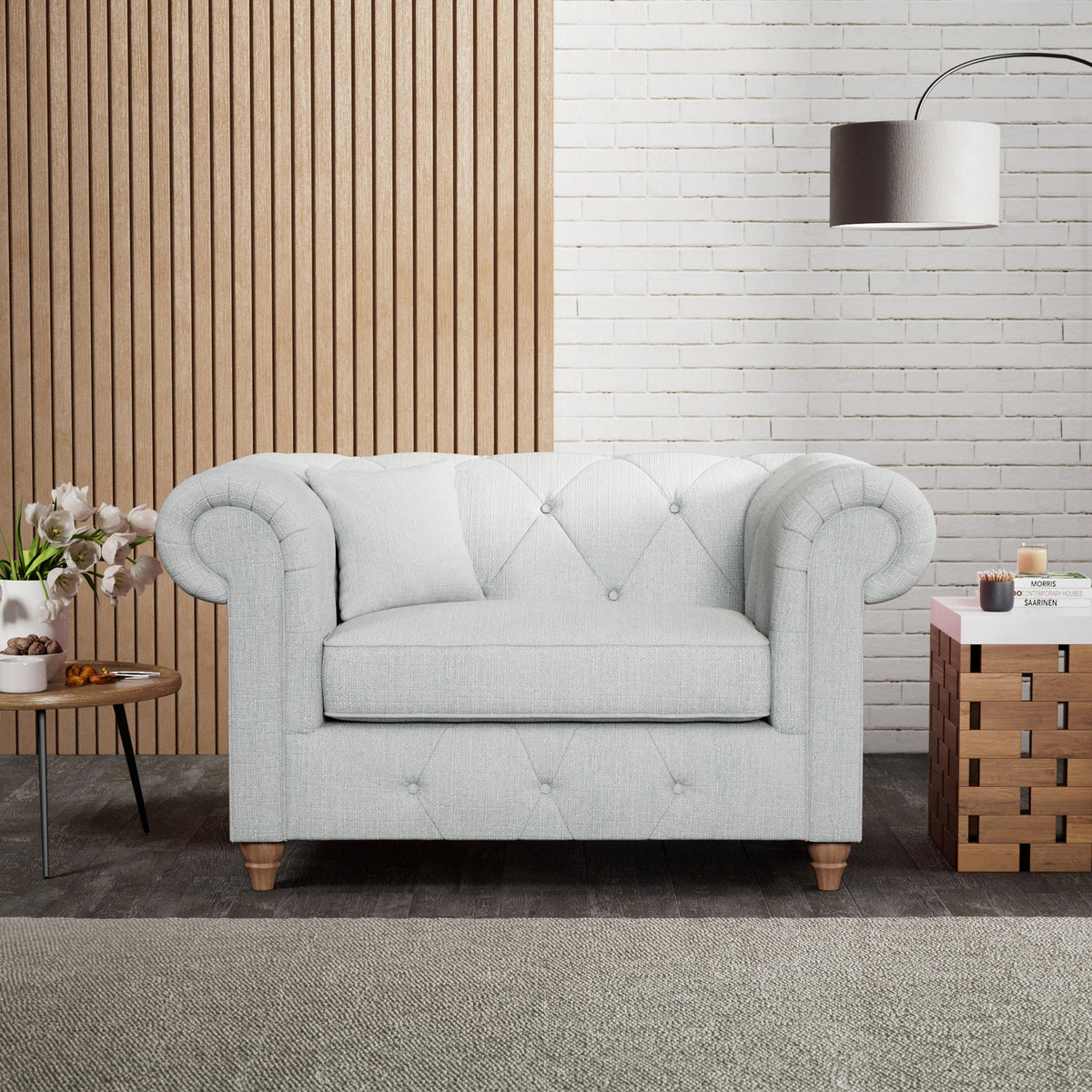 Everett Snuggler Chair