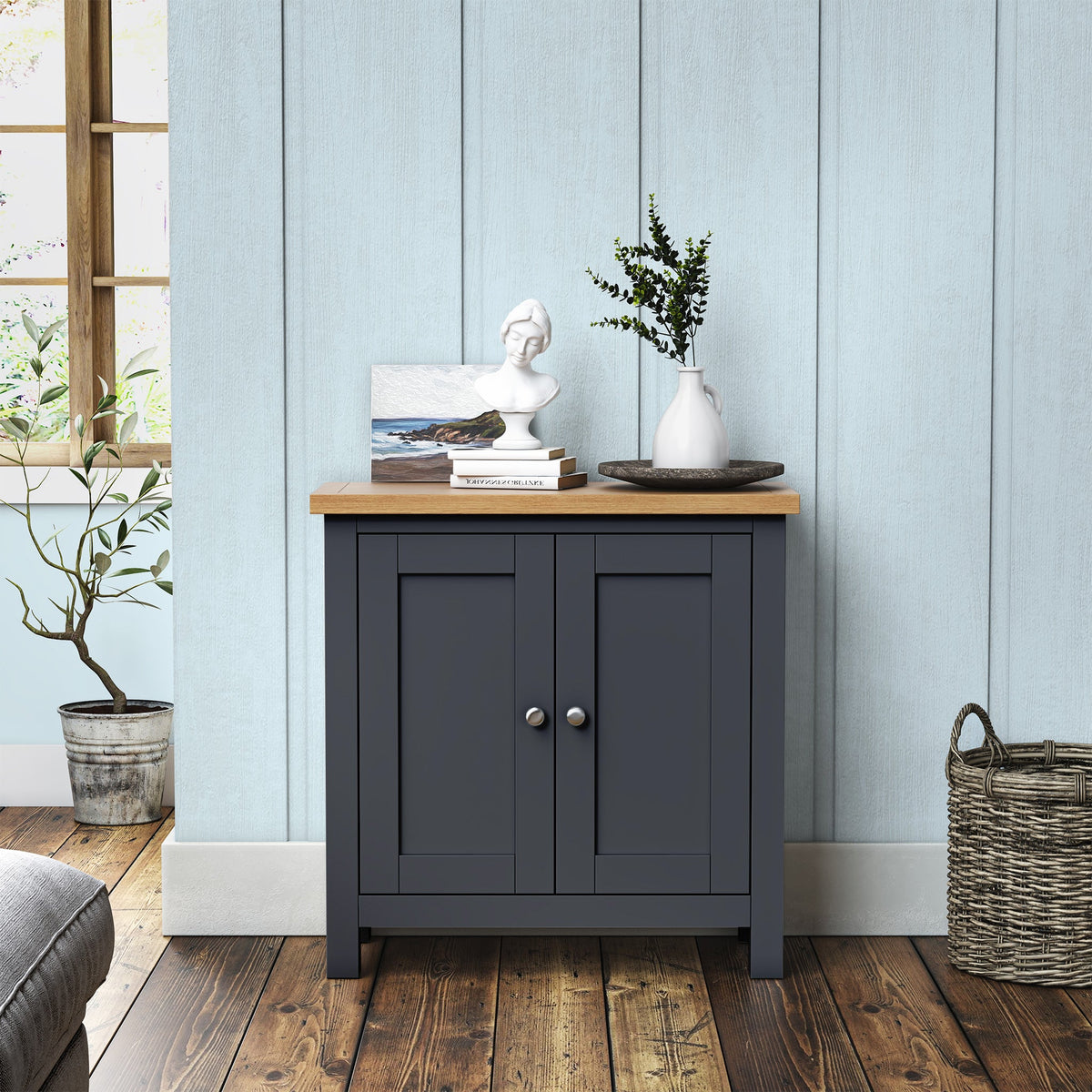 Farro Cupboard