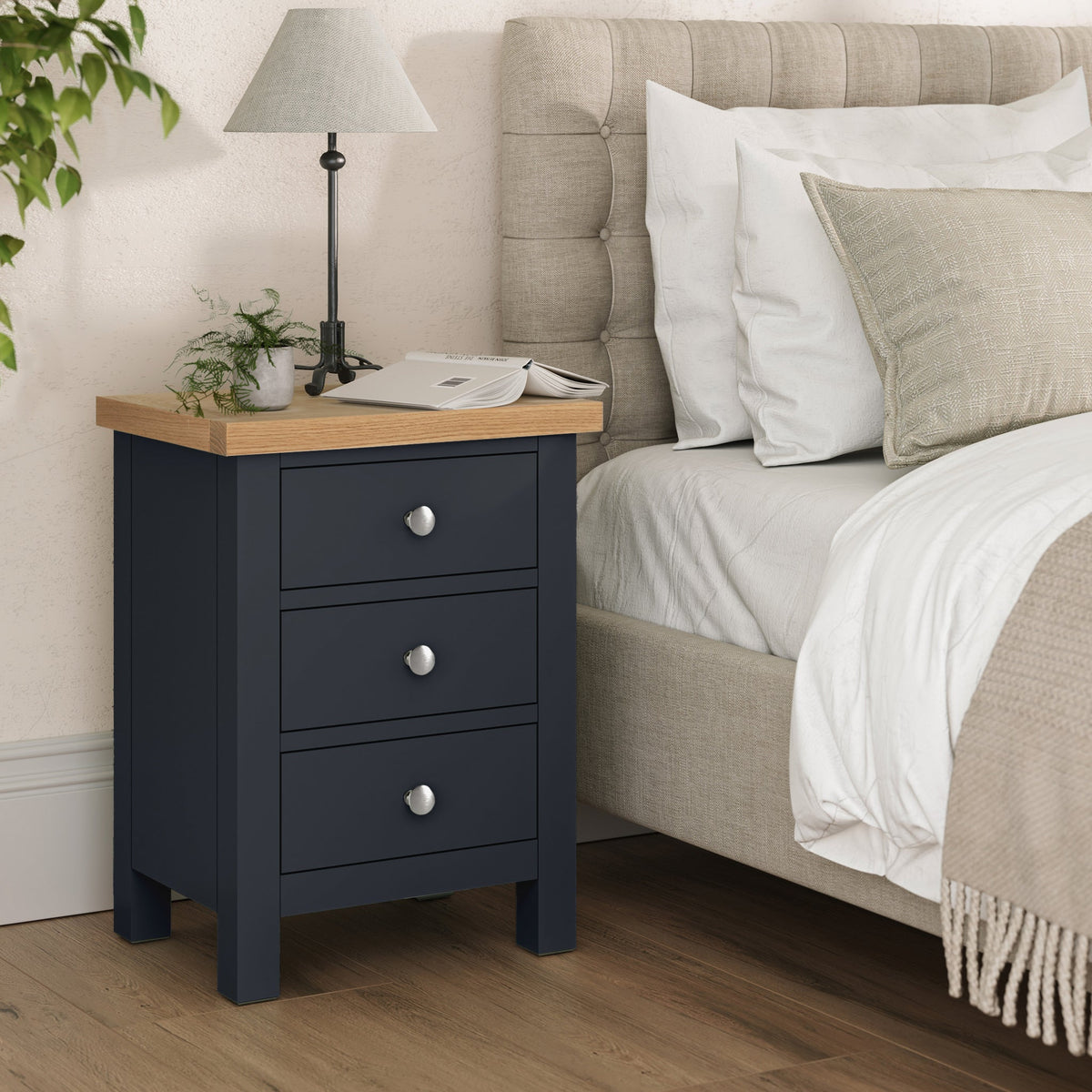 Farro Bedside Table